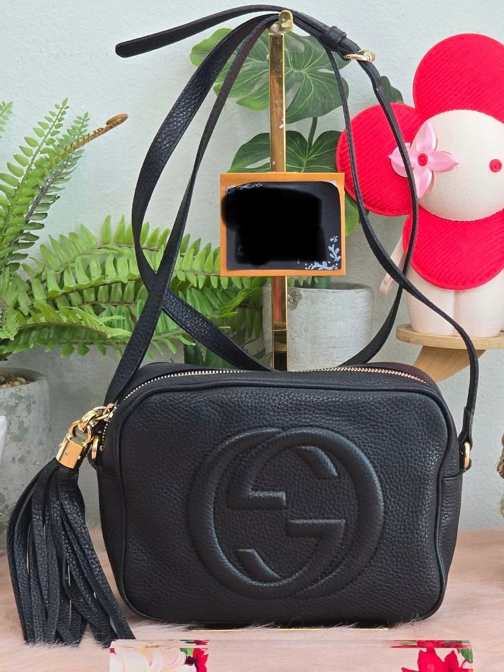 Gucci Black Pebbled Leather Crossbody Bag with Interlocking G - Picture 2 of 16
